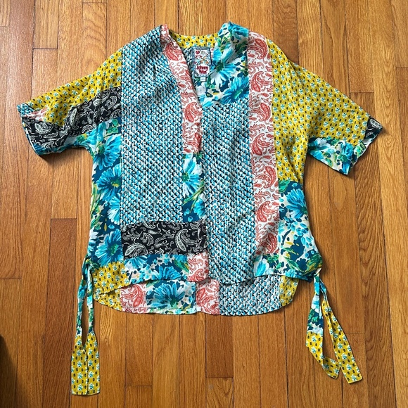 Johnny Was Tops - Johnny Was Paisley Ravenne Top C12322A5 Women’s S